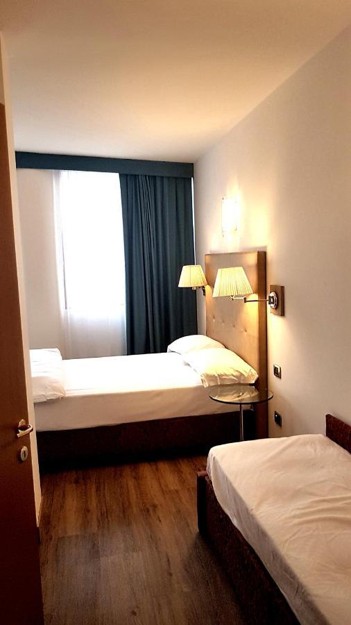 Hotel Sporting Trento Exterior foto