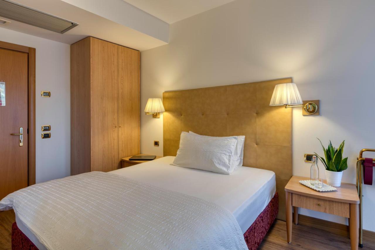 Hotel Sporting Trento Exterior foto
